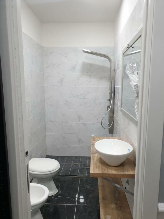 Dimorra Boutique Rooms Наполи Екстериор снимка