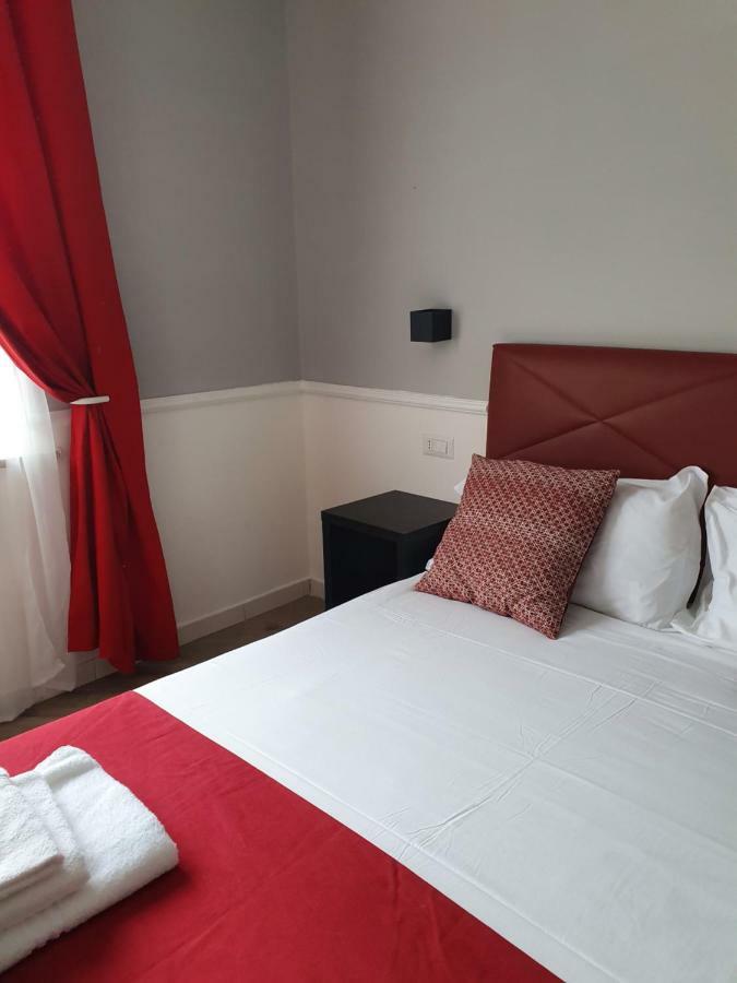 Dimorra Boutique Rooms Наполи Екстериор снимка