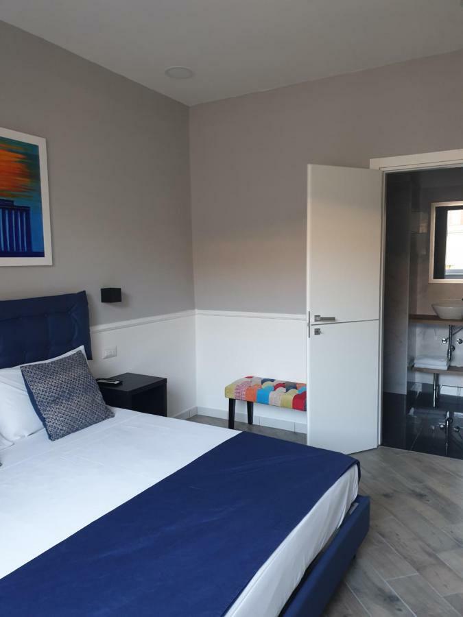 Dimorra Boutique Rooms Наполи Екстериор снимка