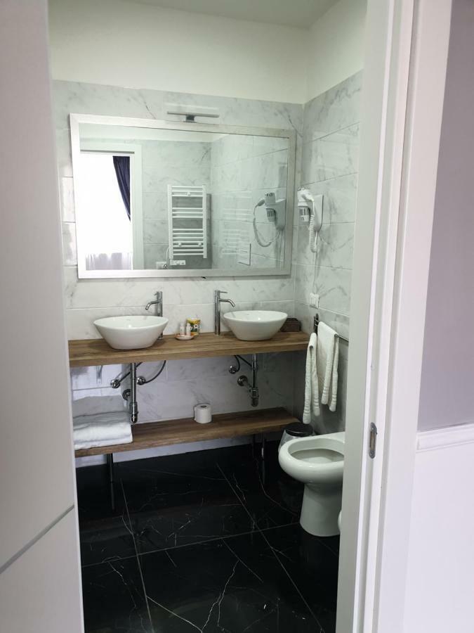 Dimorra Boutique Rooms Наполи Екстериор снимка