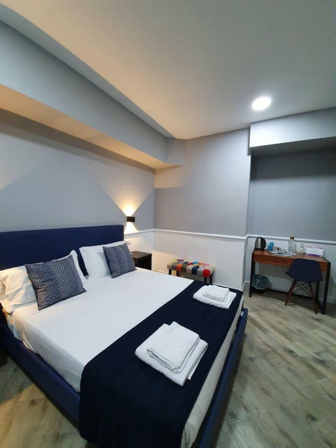Dimorra Boutique Rooms Наполи Екстериор снимка