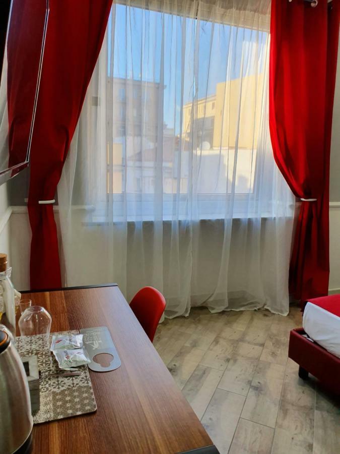 Dimorra Boutique Rooms Наполи Екстериор снимка