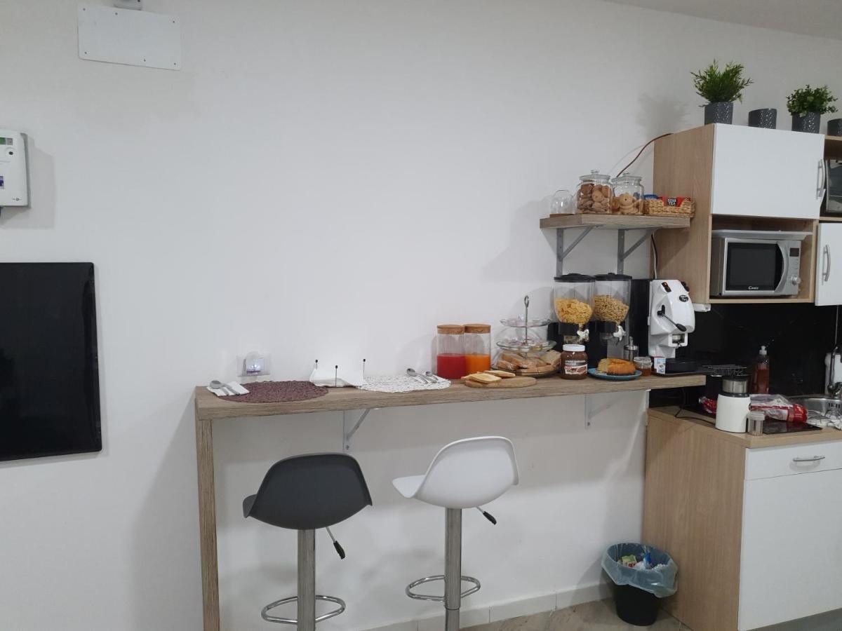 Dimorra Boutique Rooms Наполи Екстериор снимка