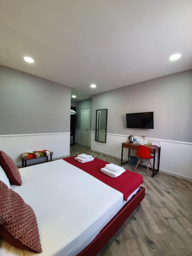 Dimorra Boutique Rooms Наполи Екстериор снимка